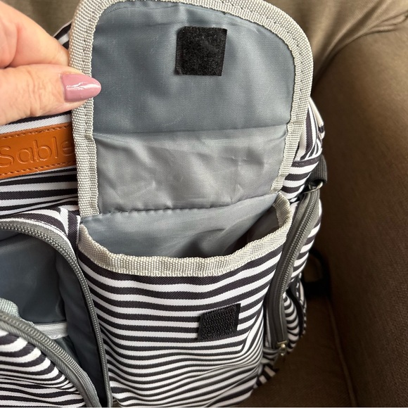 Sable Black & White Striped Backpack Diaper Bag. Excellent conditional INV25/478 - Picture 7 of 16